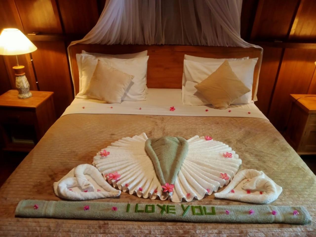 Hakuna Matata Resort Гили Еър Екстериор снимка