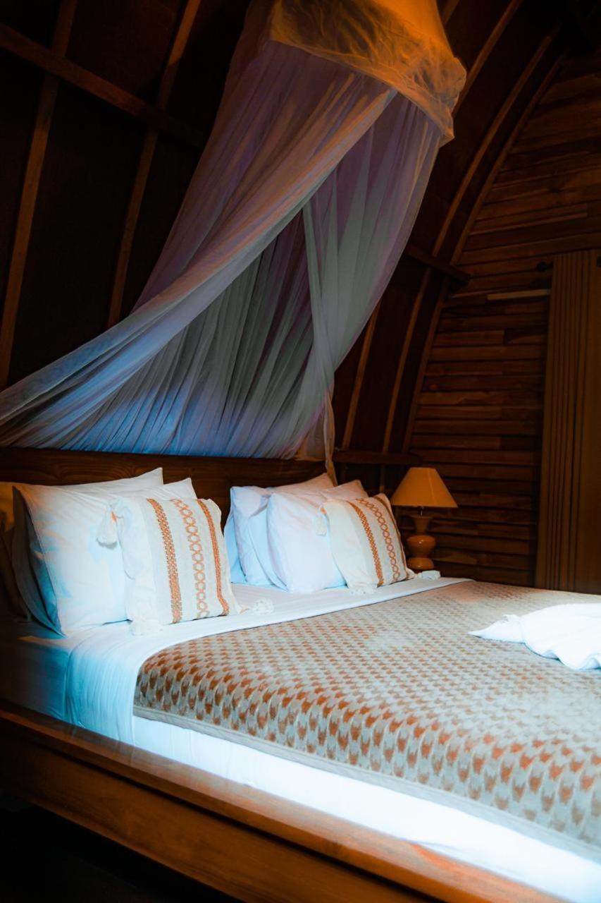 Hakuna Matata Resort Гили Еър Екстериор снимка