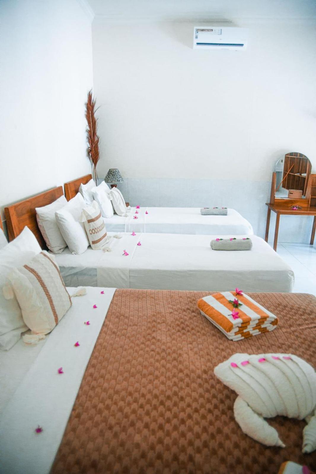 Hakuna Matata Resort Гили Еър Екстериор снимка
