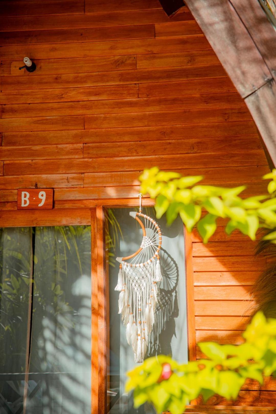 Hakuna Matata Resort Гили Еър Екстериор снимка