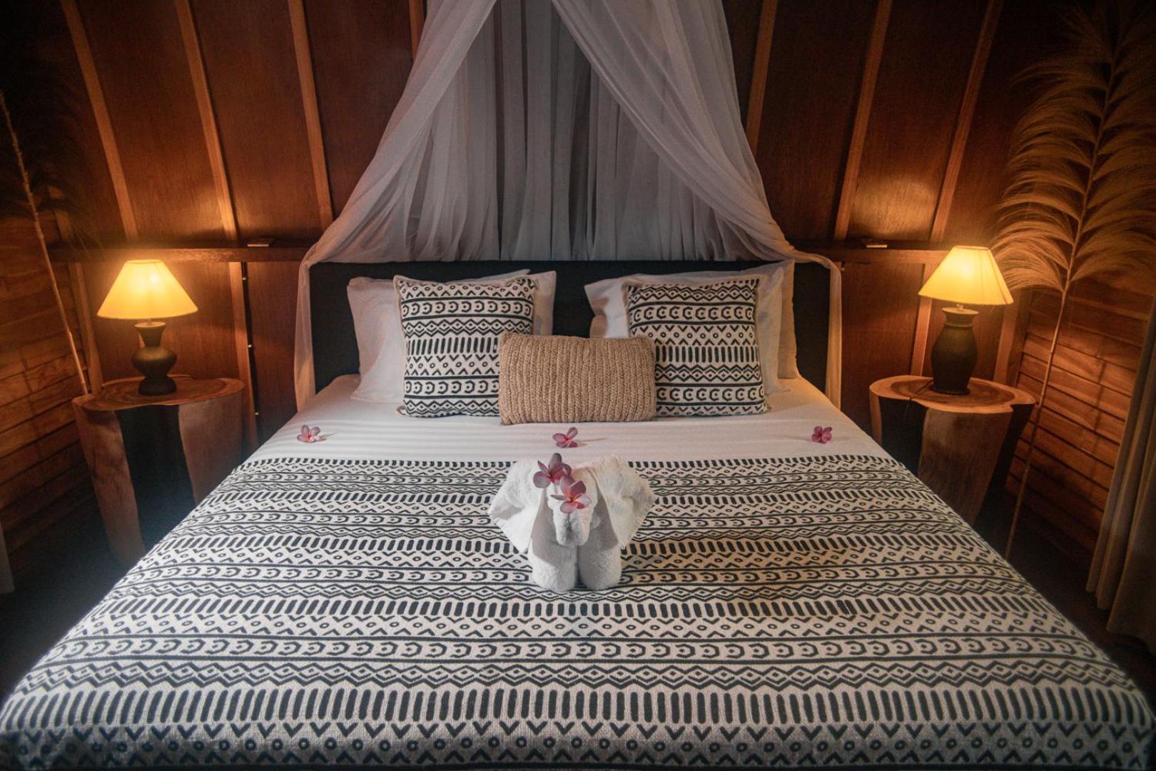Hakuna Matata Resort Гили Еър Екстериор снимка